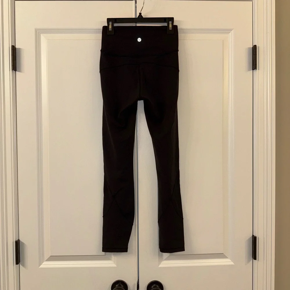 Lululemon Black Workout Leggings Yoga‎ Running Athletic Pants Size 4